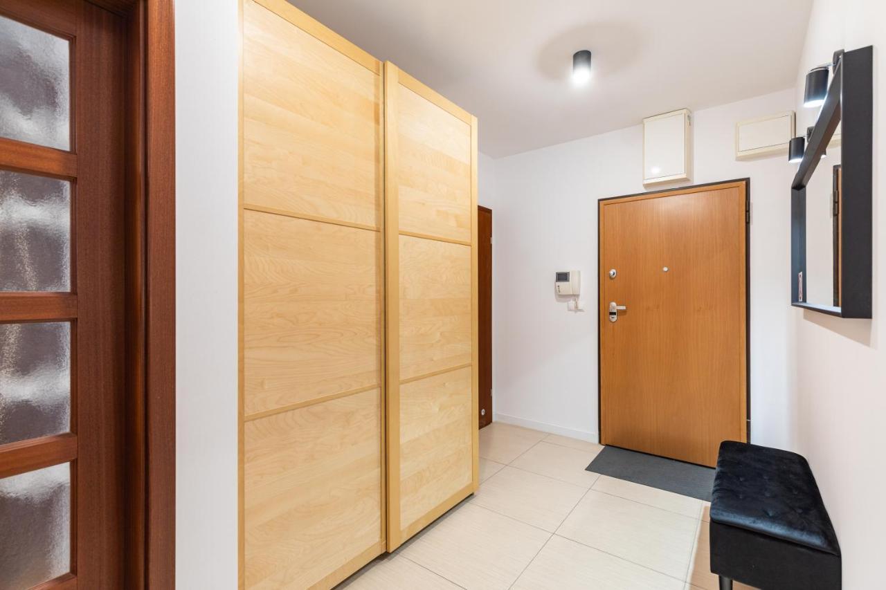 Superapart Wilanowska 7, "Pet-Friendly With Elevator & Parking" Varsóvia Exterior foto
